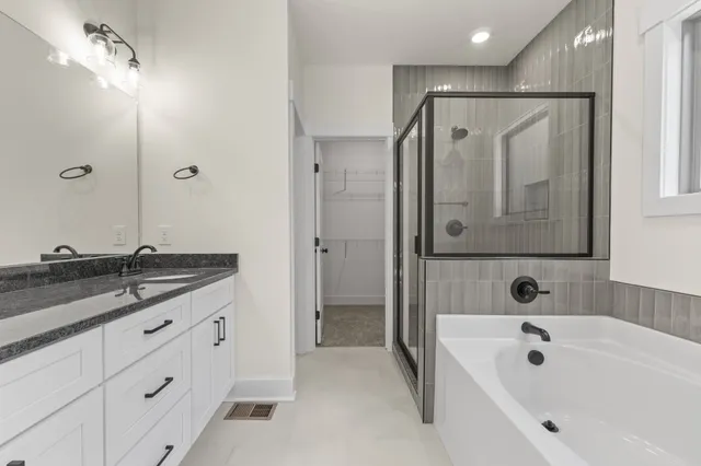 $679,900 | 2969 Lights Chapel Road, Greenbrier, TN 37073