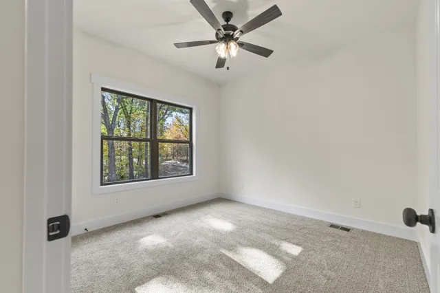 $679,900 | 2969 Lights Chapel Road, Greenbrier, TN 37073