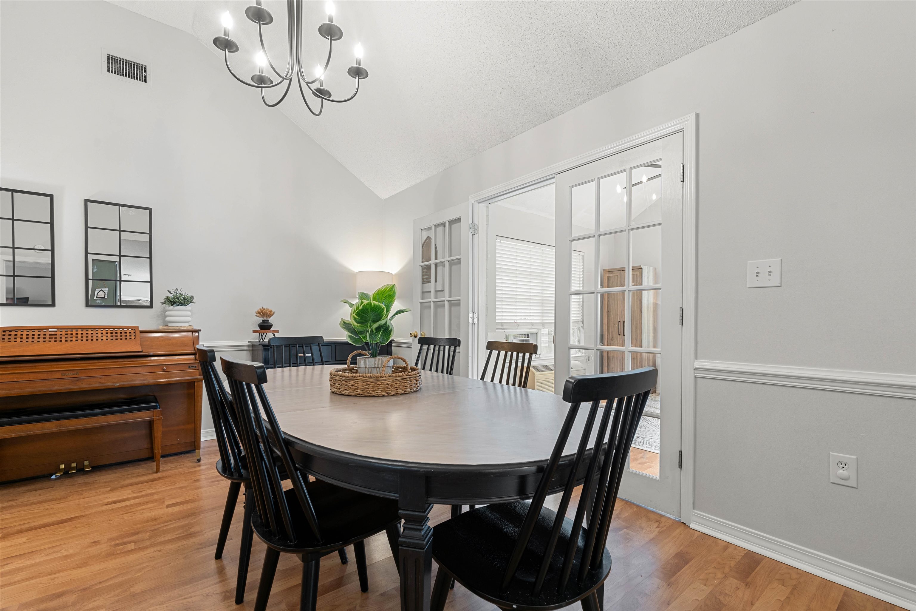 164 Robbins Boulevard Daphne, AL 36526 - Photo 8 of 28 DiningArea