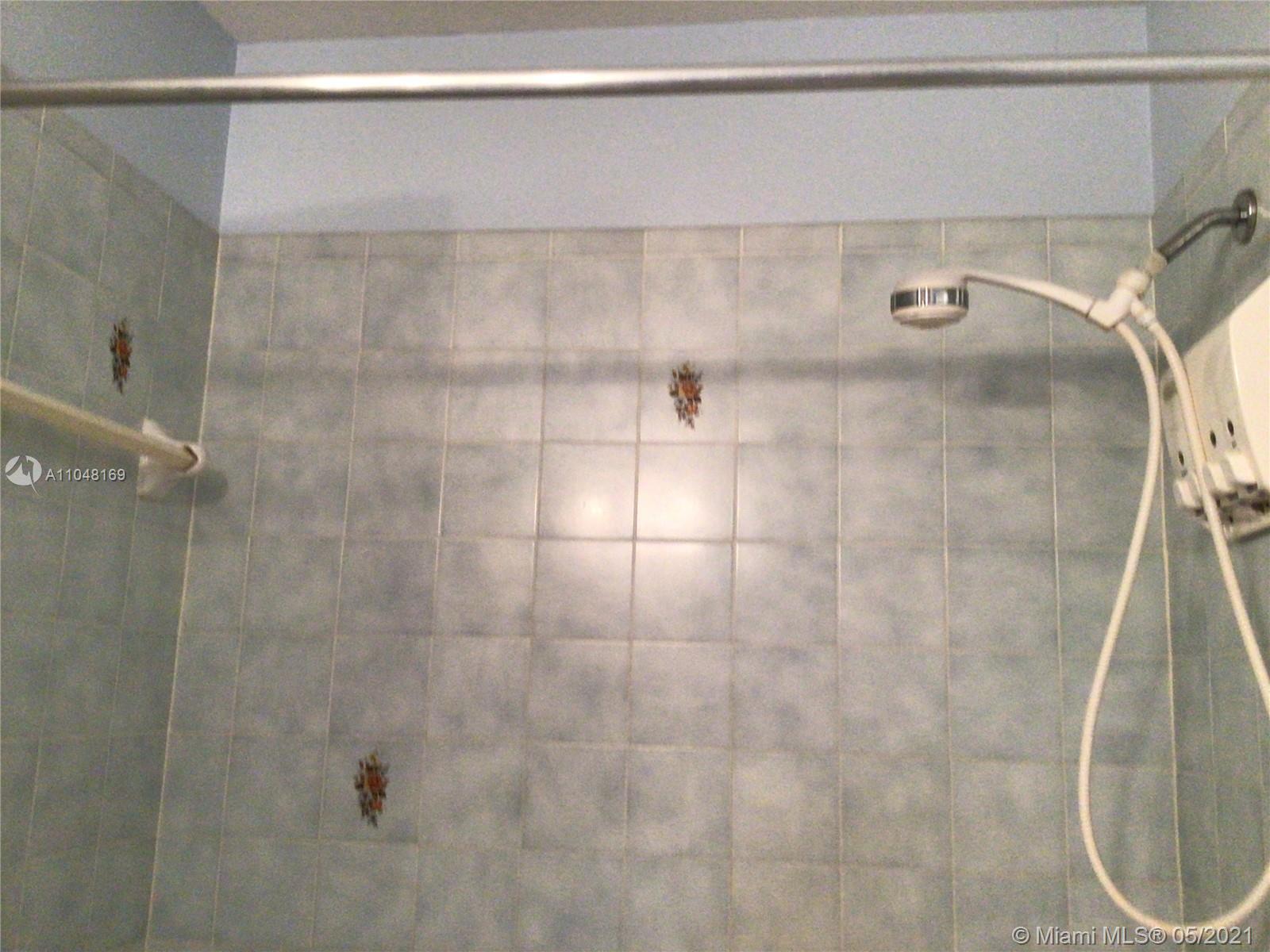 3409 Foxcroft Road Miramar, FL 33025 - Photo 14 of 19 Gallery Image 14