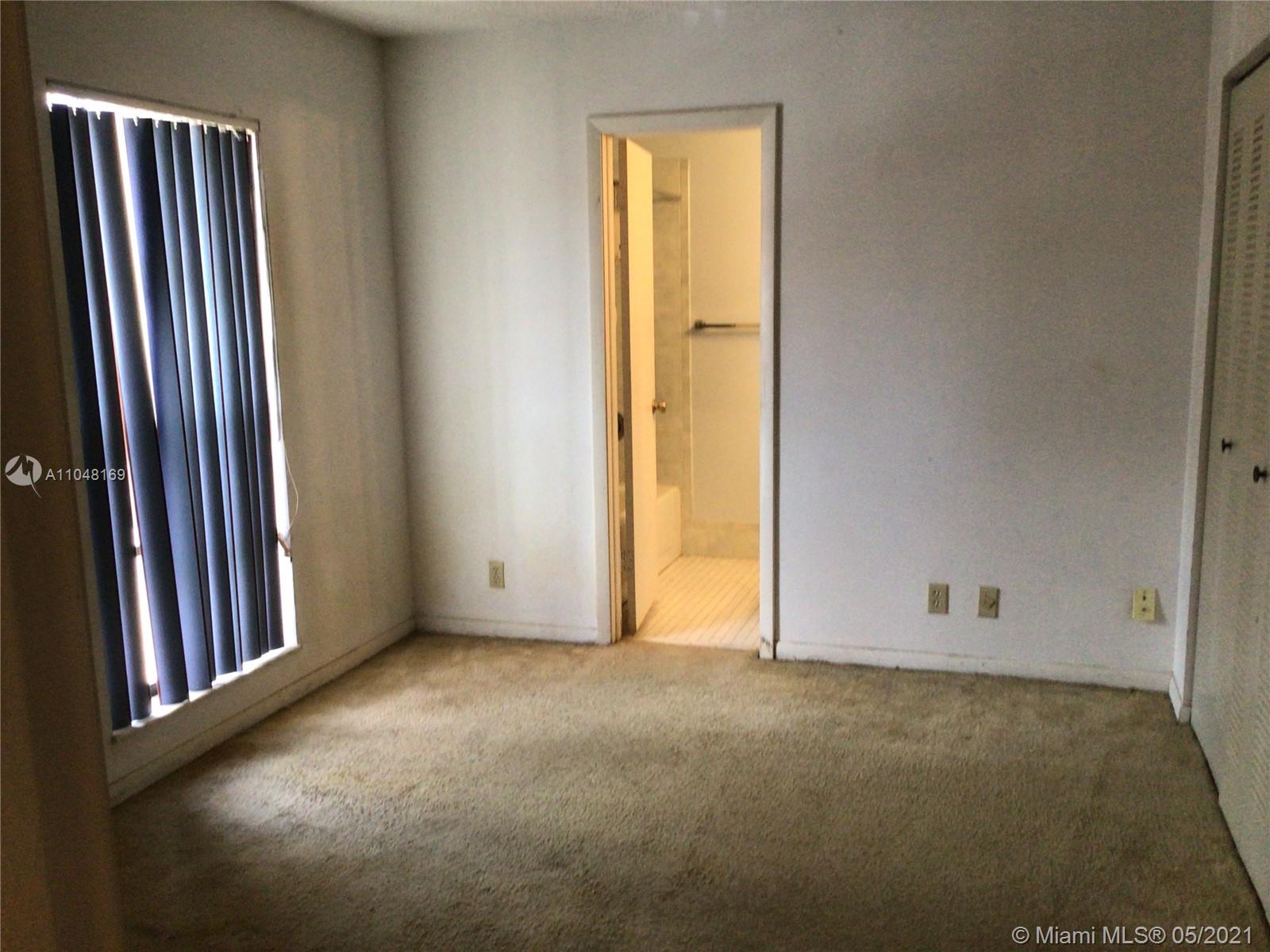 3409 Foxcroft Road Miramar, FL 33025 - Photo 15 of 19 Gallery Image 15
