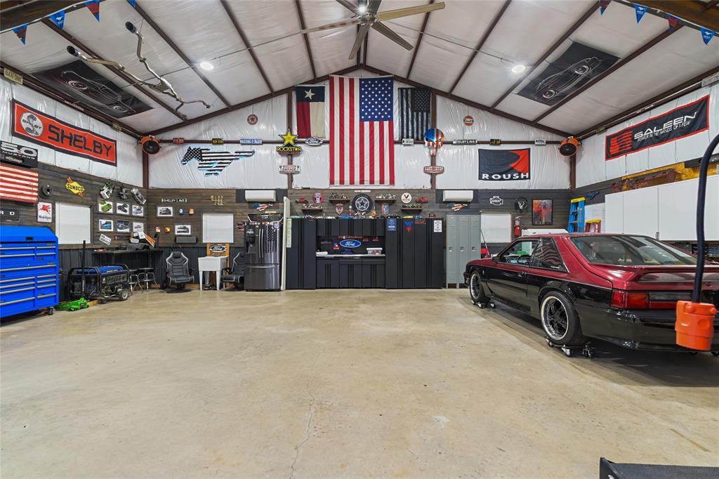 1195 Hog Town Road Collinsville, TX 76233 - Photo 31 of 37