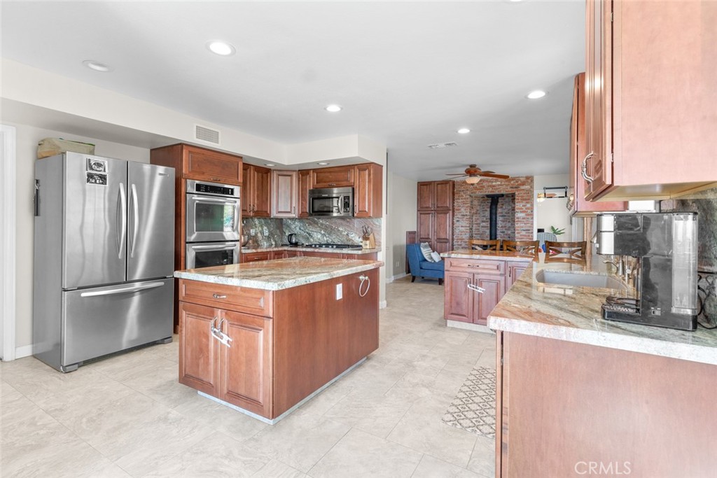 11945 Pendleton Road Yucaipa, CA 92399 - Photo 11 of 56