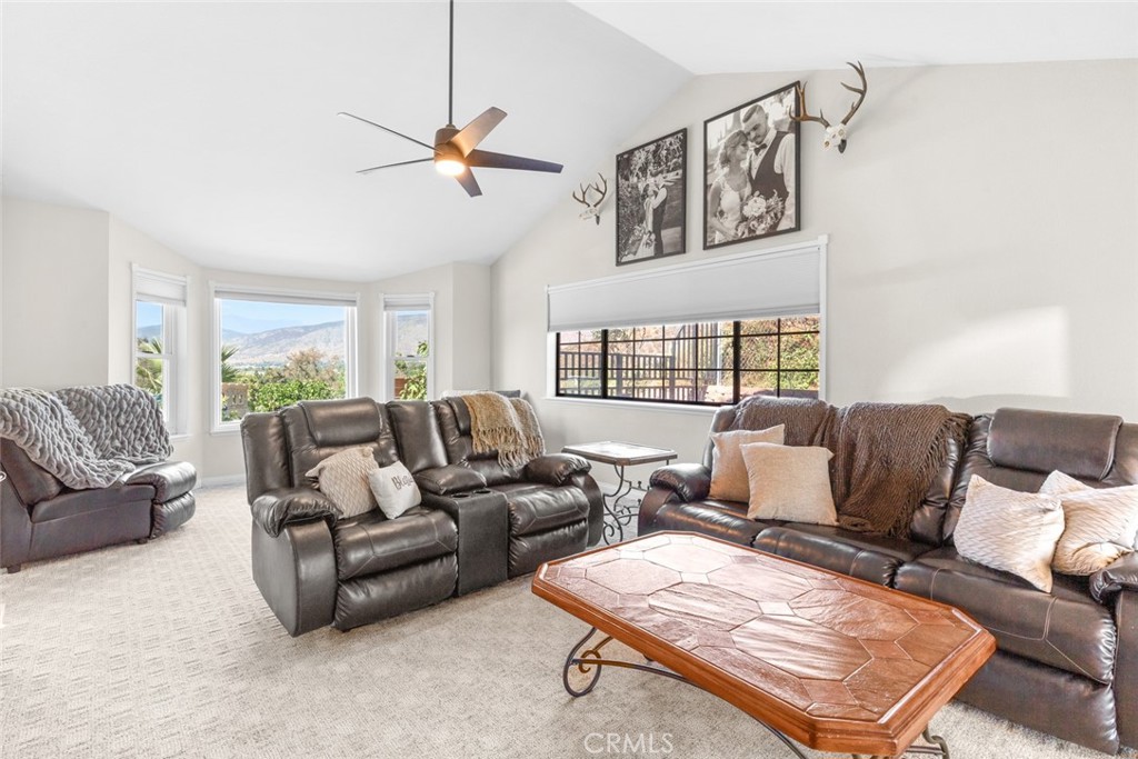 11945 Pendleton Road Yucaipa, CA 92399 - Photo 4 of 56