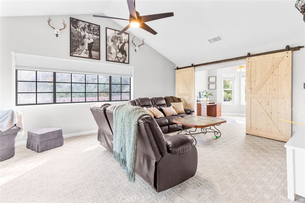 11945 Pendleton Road Yucaipa, CA 92399 - Photo 6 of 56