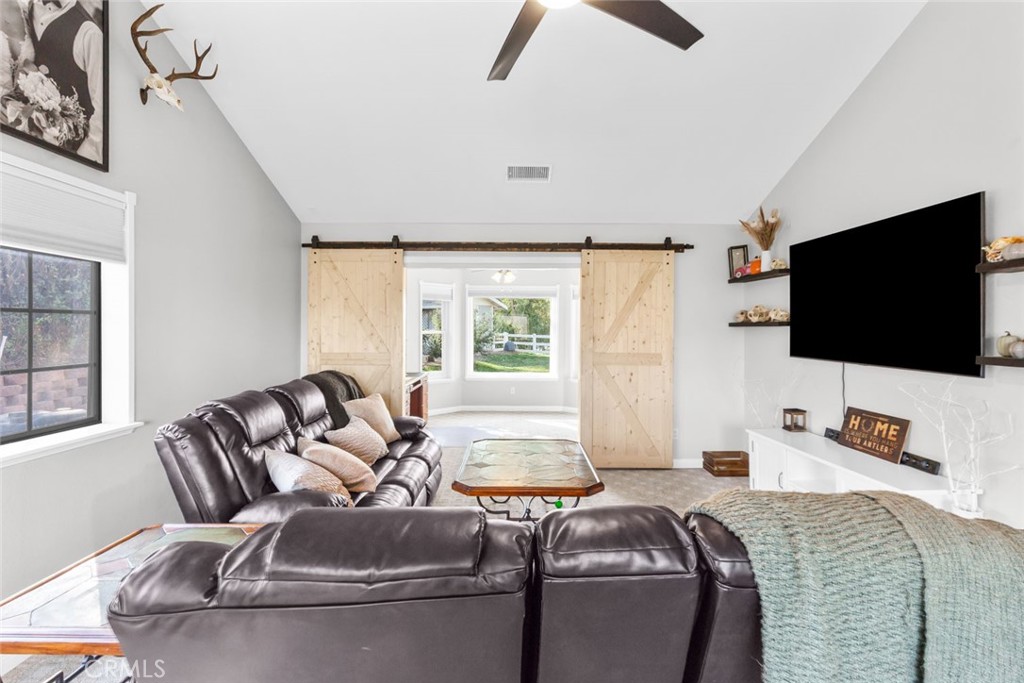 11945 Pendleton Road Yucaipa, CA 92399 - Photo 7 of 56