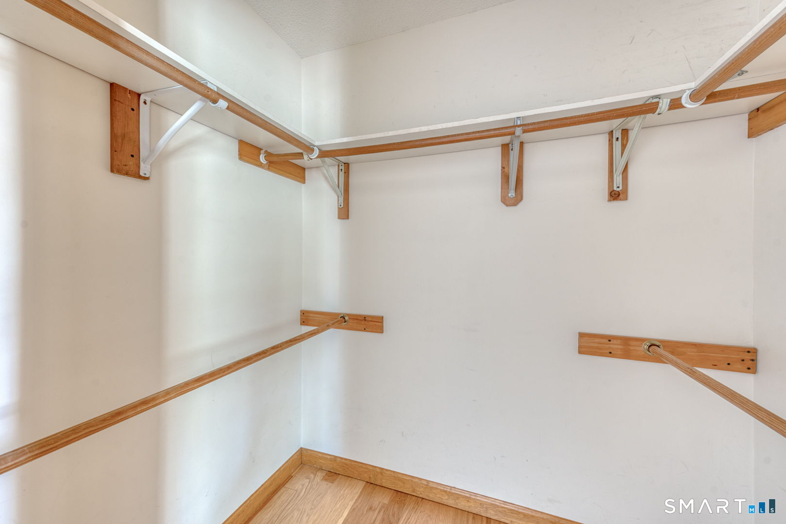 460 Addison Road Glastonbury, CT 06033 - Photo 22 of 38