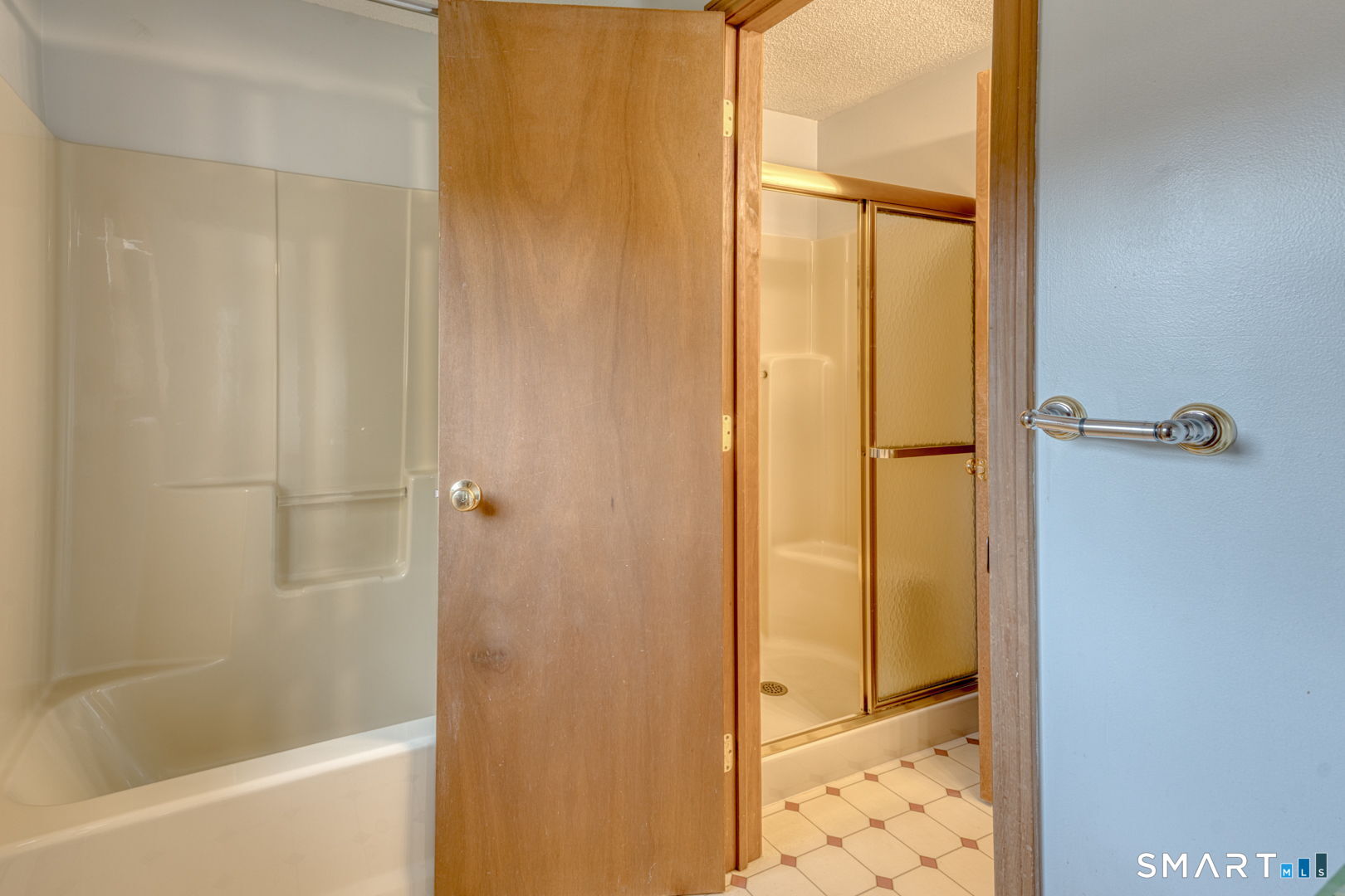 460 Addison Road Glastonbury, CT 06033 - Photo 23 of 38