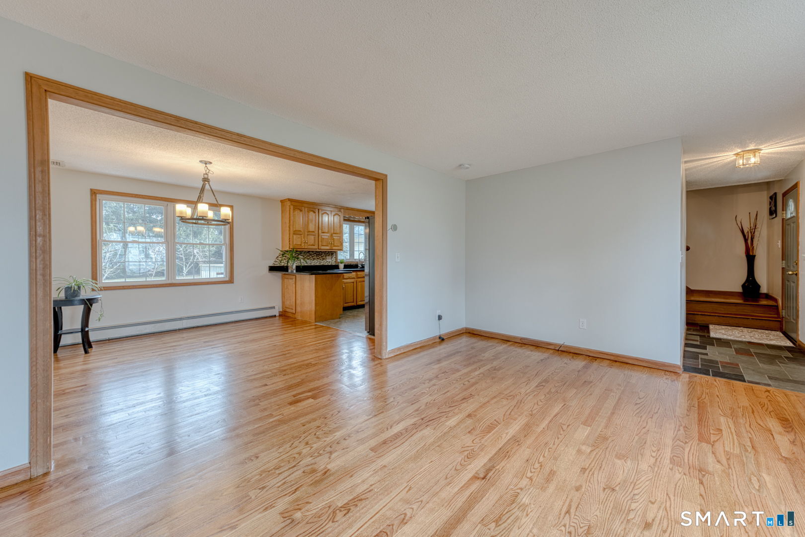 460 Addison Road Glastonbury, CT 06033 - Photo 4 of 38