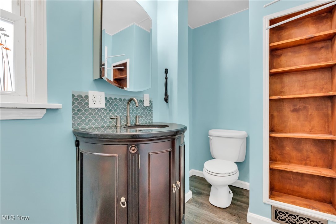 230 Sunset Road Avon Lake, OH 44012 - Photo 9 of 46 Gallery Image 9