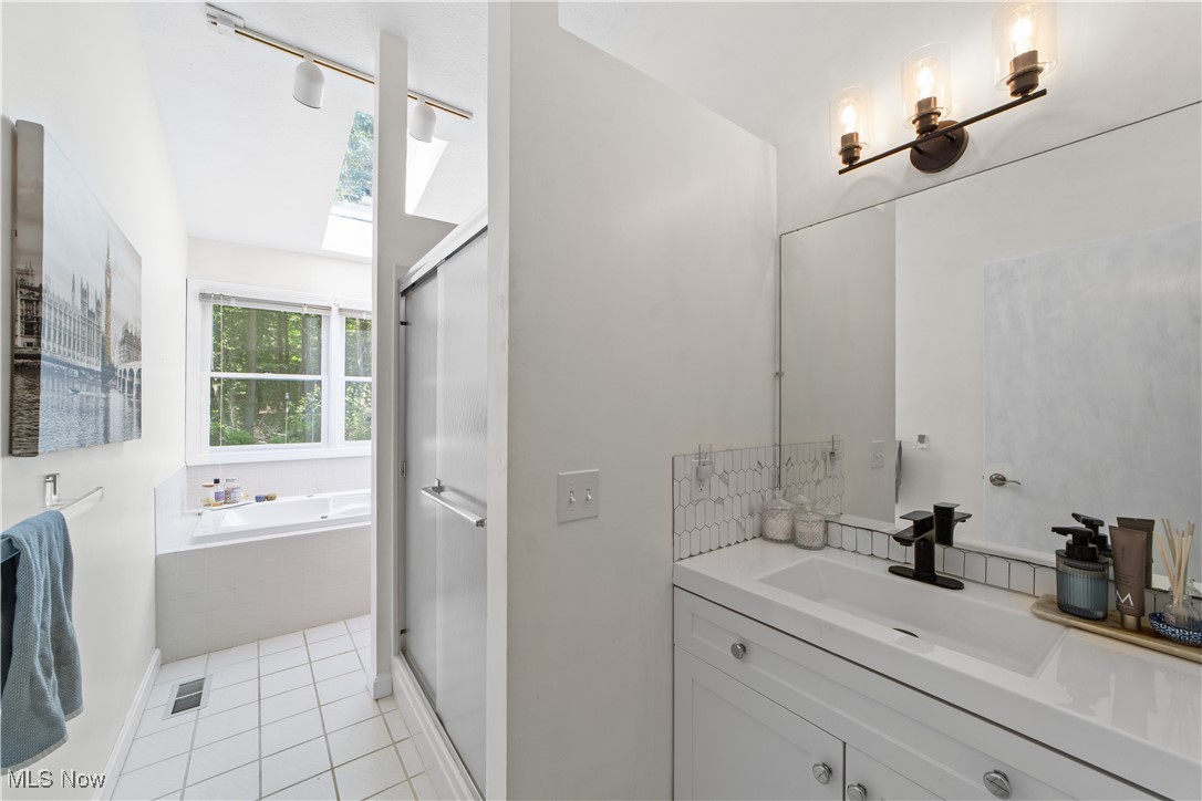 18122 Haskins Road Chagrin Falls, OH 44023 - Photo 17 of 30