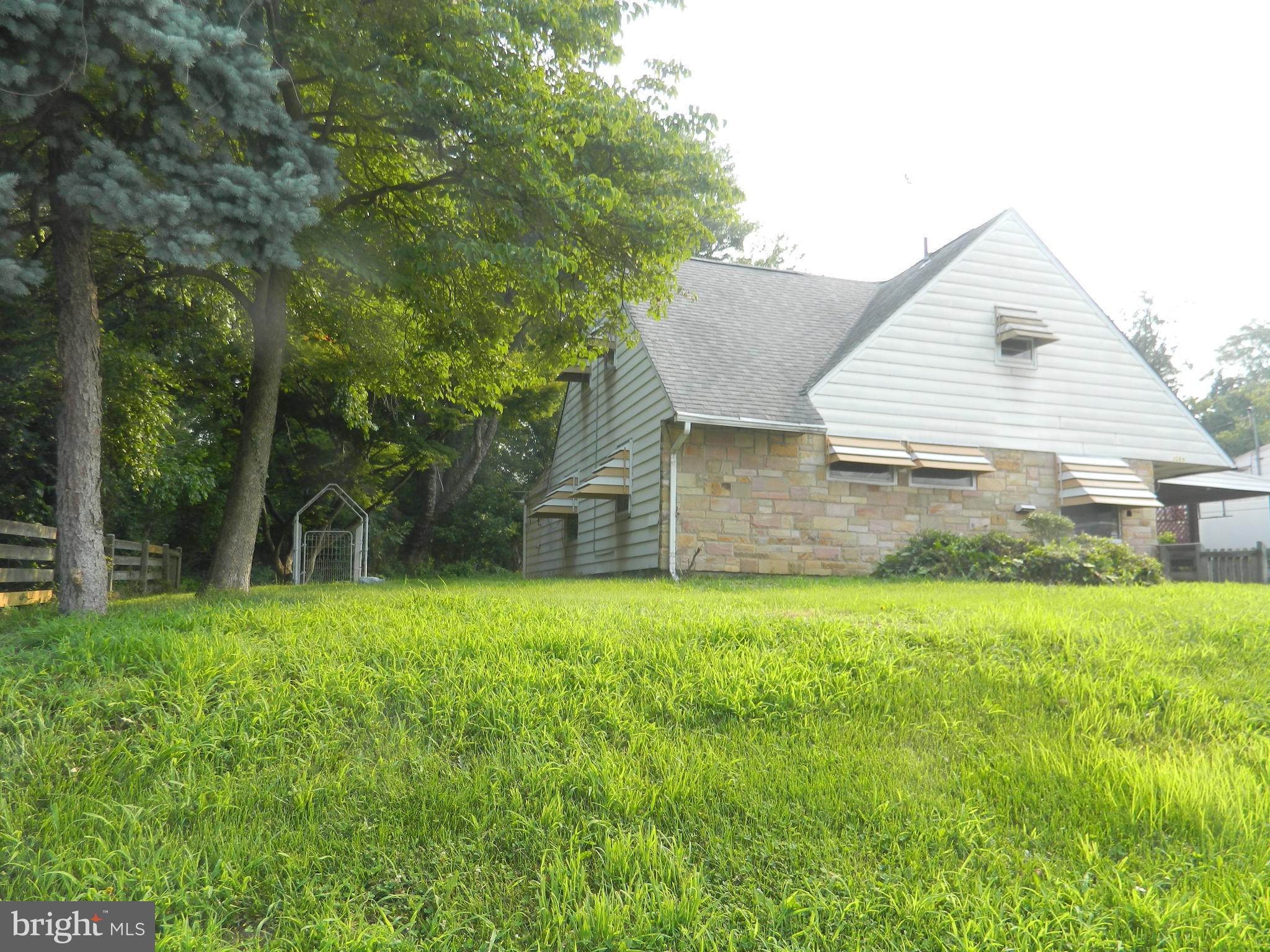 3089 Willits Road Philadelphia, PA 19114 - Photo 2 of 5 Gallery Image 2