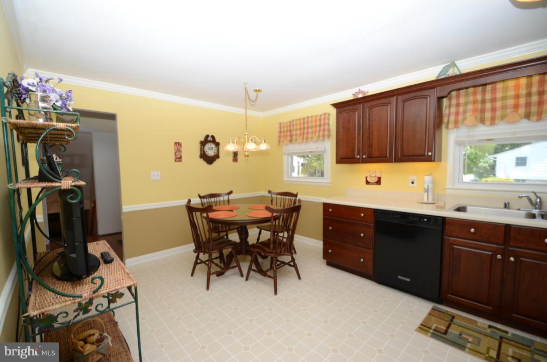 4808 Torpoint Road Baltimore, MD 21236 - Photo 4 of 26 Kitchen 2