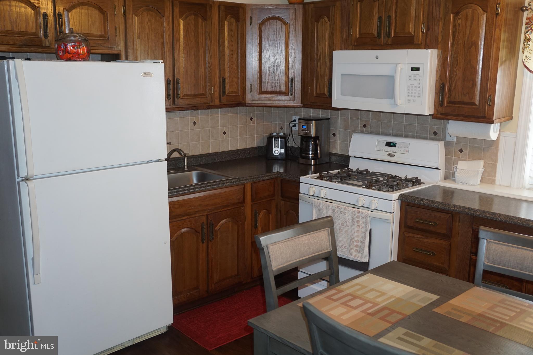 9220 Andover Road Philadelphia, PA 19114 - Photo 16 of 40 Gallery Image 16