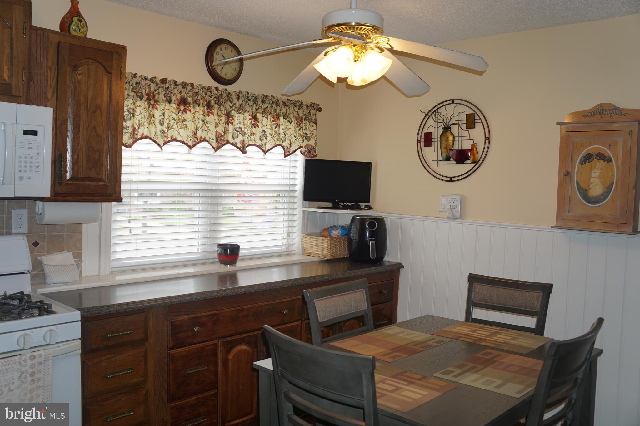 9220 Andover Road Philadelphia, PA 19114 - Photo 20 of 40 Gallery Image 20