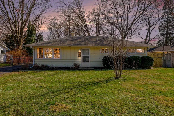 $199,900 | 133 West Hughes Street, Marshall, MI 49068