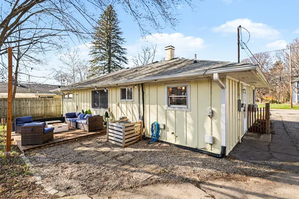 $199,900 | 133 West Hughes Street, Marshall, MI 49068