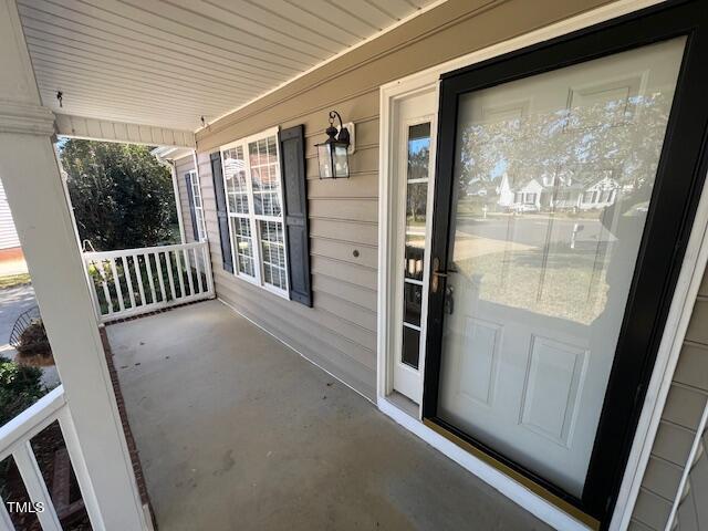 632 Compton Lane Rocky Mount, NC 27804 - Photo 2 of 35 a view of entryway with balcony