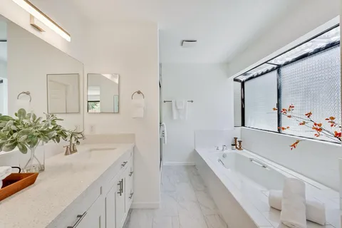$1,988,000 | 23000 Stonebridge, Cupertino, CA 95014