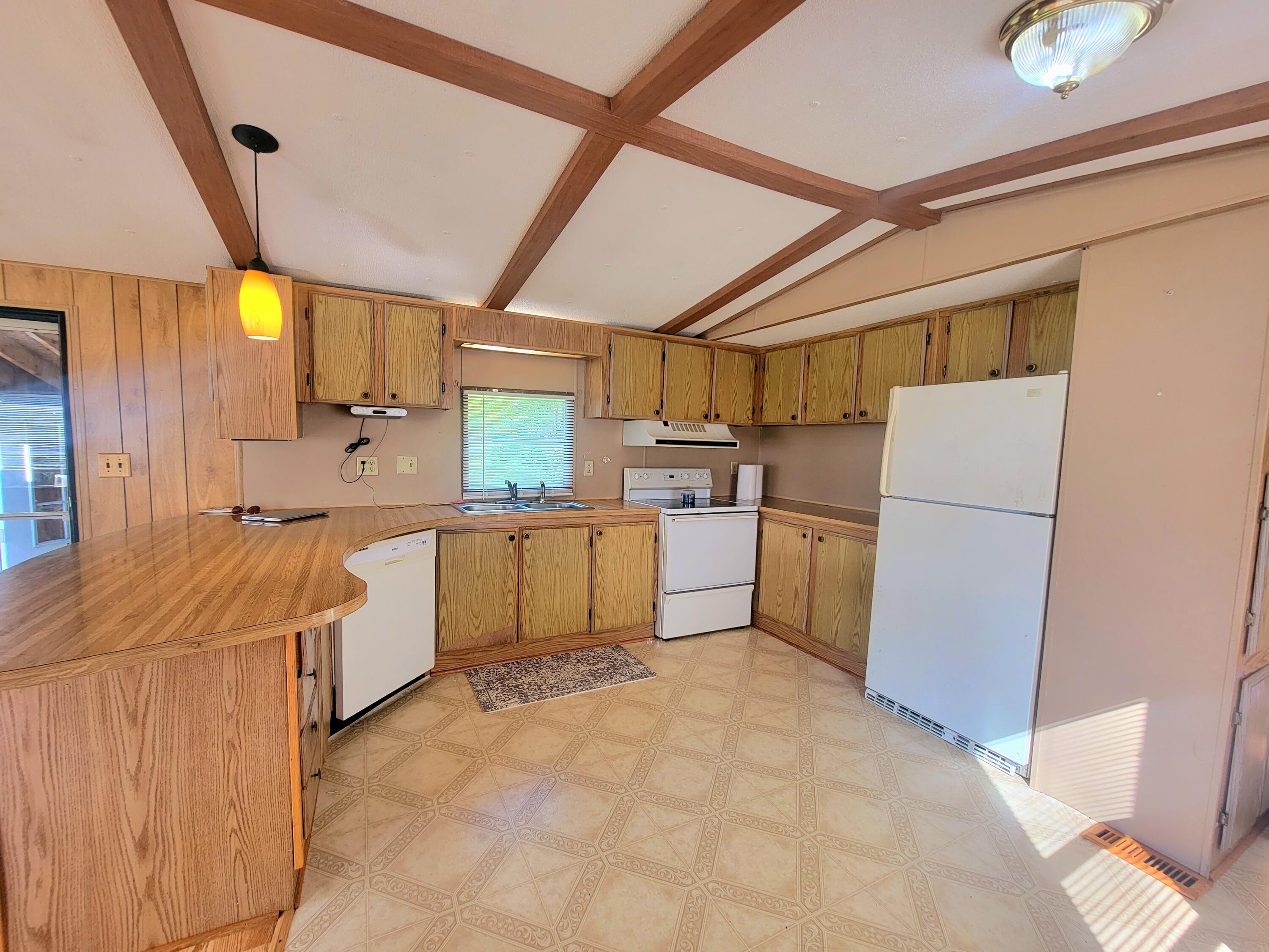 103 Exeter Road Corinth, ME 04427 - Photo 10 of 24 Kitchen