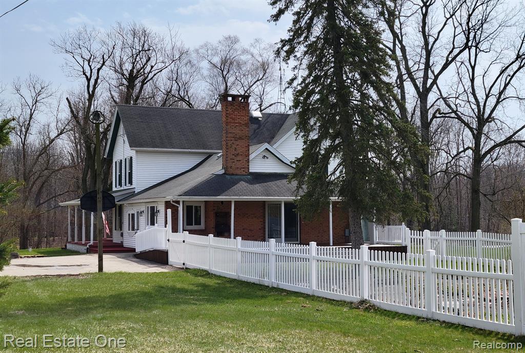 4076 Stewart Road Metamora, MI 48455 - Photo 10 of 80