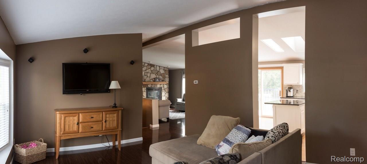 3011 Longview Avenue Rochester, MI 48307 - Photo 33 of 39 Vogel Team Longview Photos-33.jpg