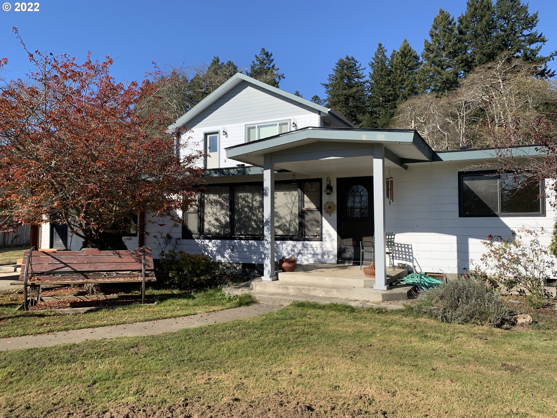246 Lundeen Road Brookings, OR 97415 - Photo 1 of 24 Gallery Image 1