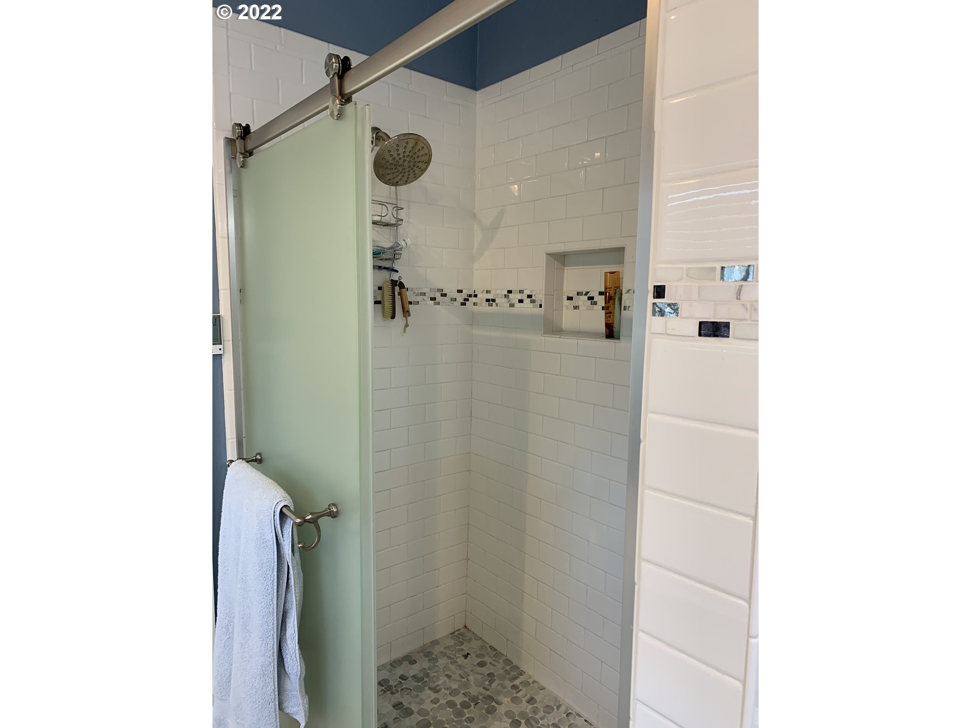 246 Lundeen Road Brookings, OR 97415 - Photo 10 of 24 Bathroom