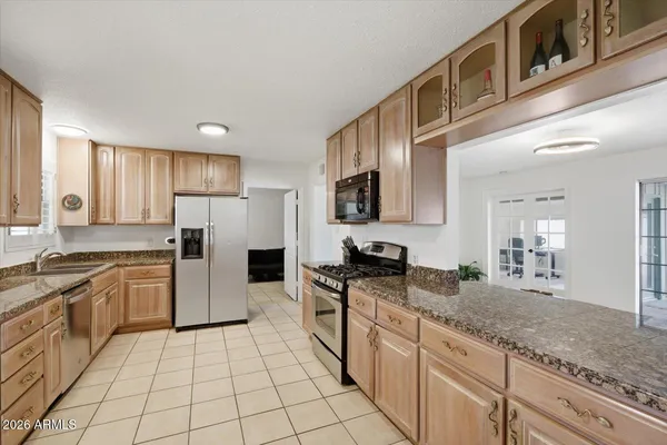 $639,000 | 934 East Berridge Lane, Phoenix, AZ 85014