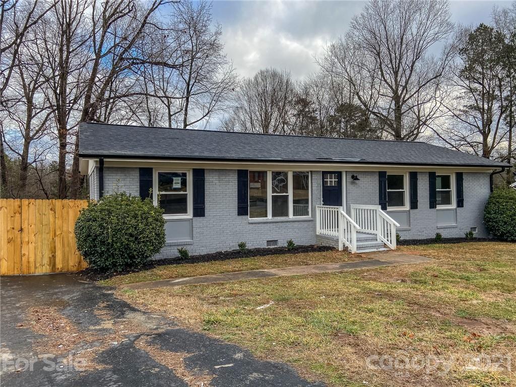 723 Tilden Road Charlotte, NC 28214 - Photo 1 of 20 Gallery Image 1