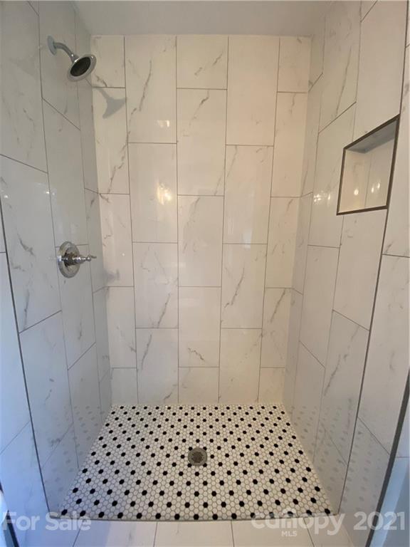 723 Tilden Road Charlotte, NC 28214 - Photo 12 of 20 Gallery Image 12