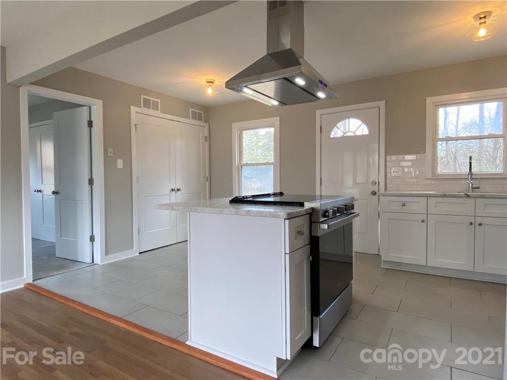 723 Tilden Road Charlotte, NC 28214 - Photo 17 of 20 Gallery Image 17