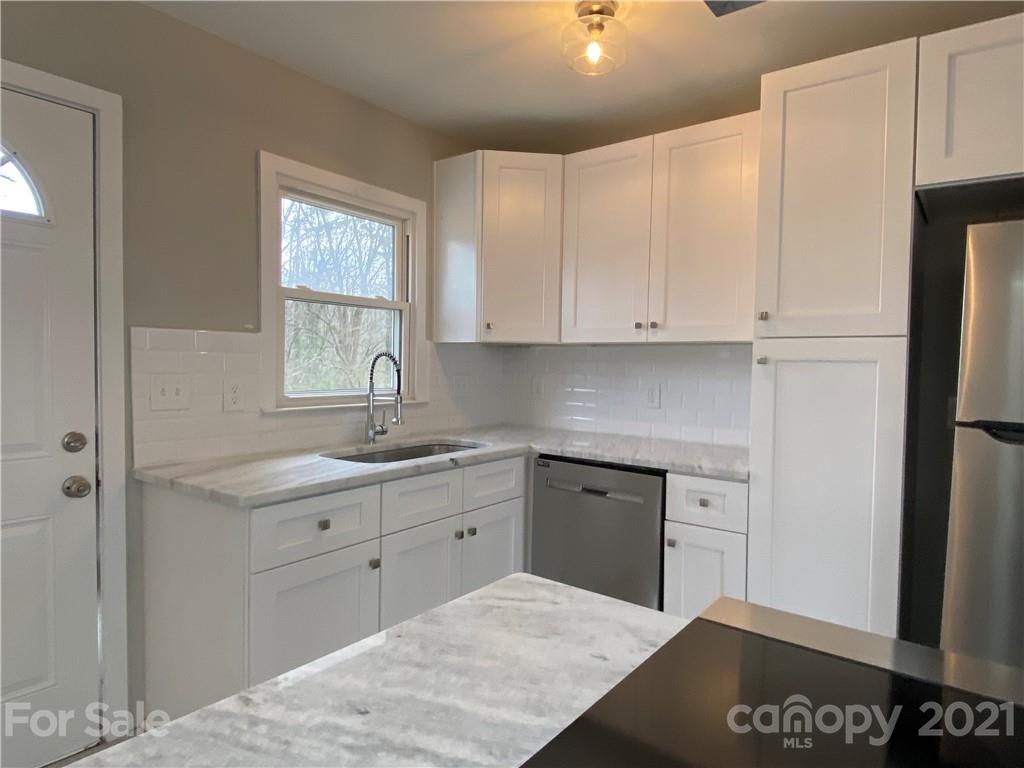 723 Tilden Road Charlotte, NC 28214 - Photo 19 of 20 Gallery Image 19