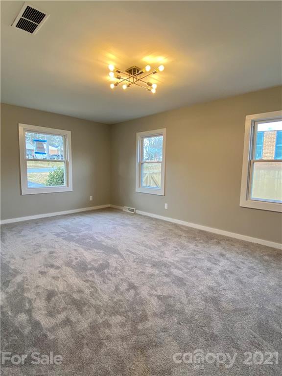 723 Tilden Road Charlotte, NC 28214 - Photo 6 of 20 Gallery Image 6