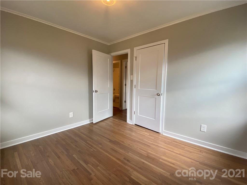 723 Tilden Road Charlotte, NC 28214 - Photo 8 of 20 Gallery Image 8
