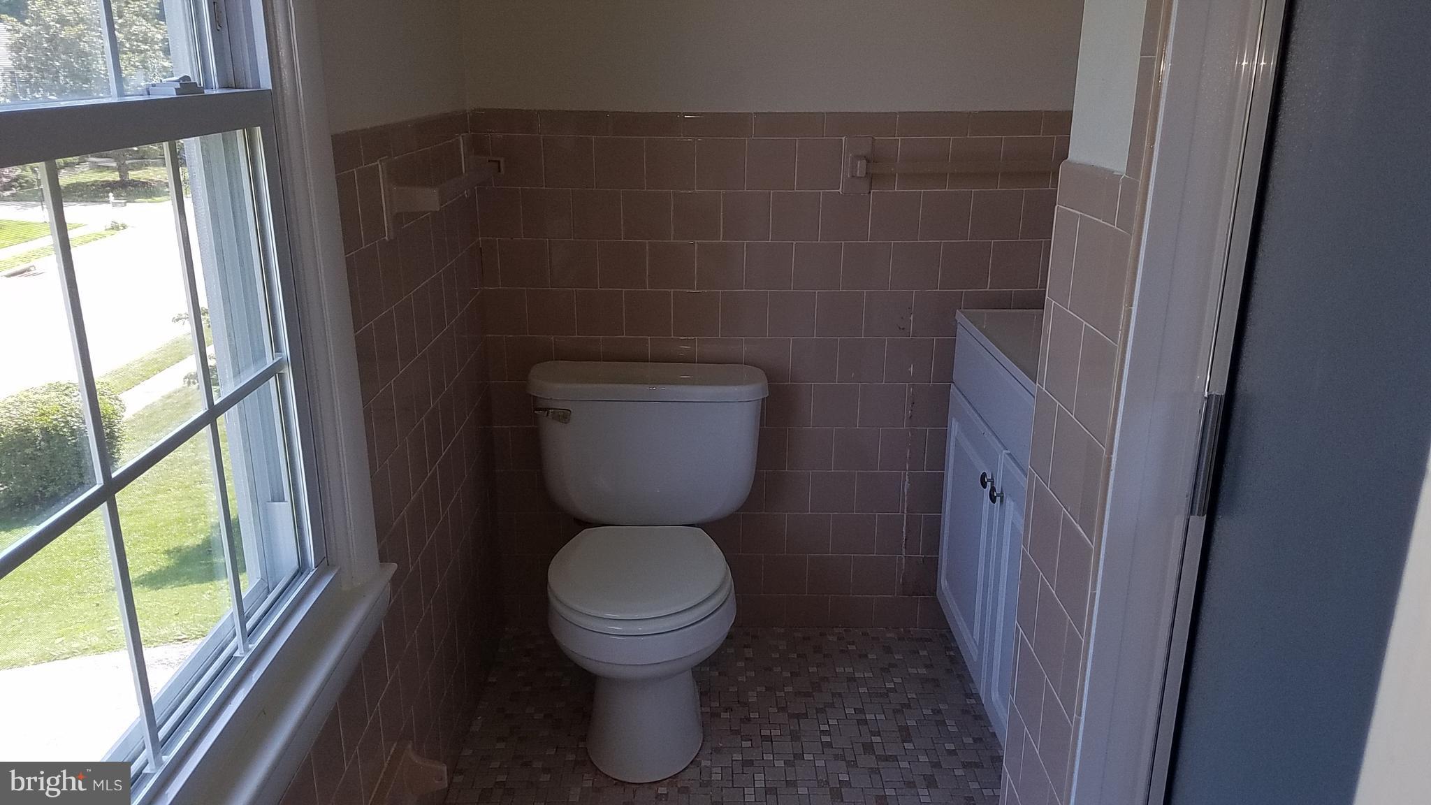 10859 Sandringham Road Cockeysville, MD 21030 - Photo 10 of 20 Bath