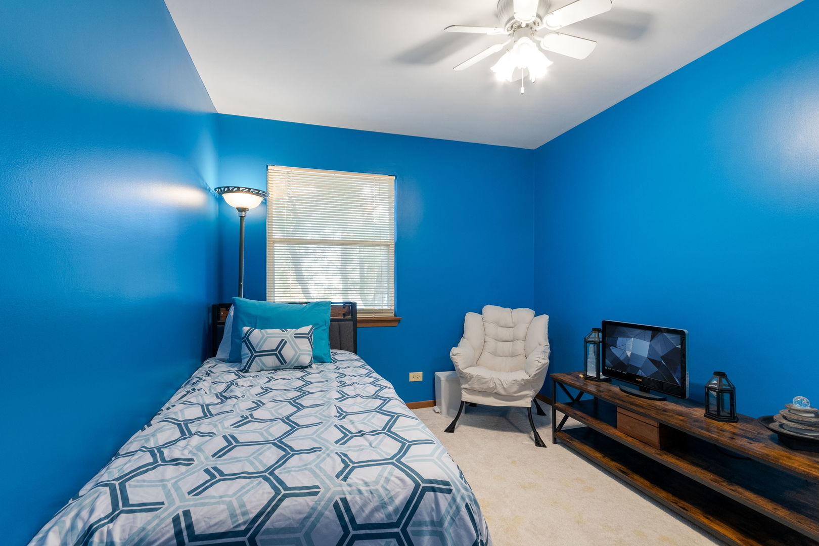 205 Raintree Court Aurora, IL 60504 - Photo 14 of 31 Gallery Image 14