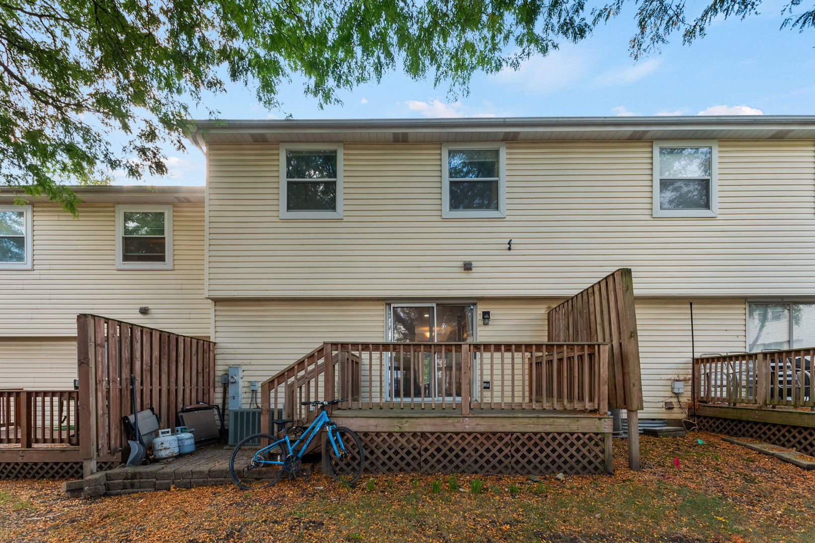 205 Raintree Court Aurora, IL 60504 - Photo 26 of 31 Gallery Image 26