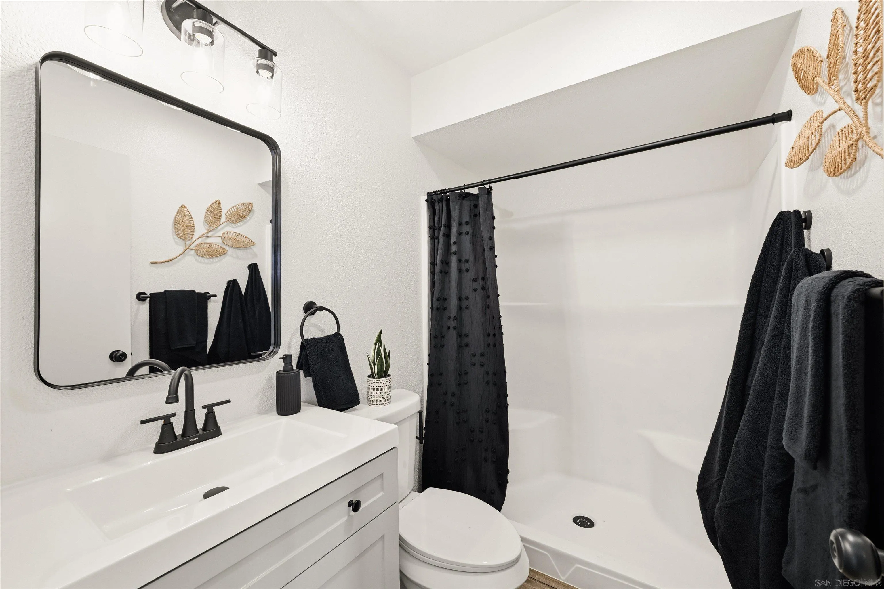 10219 Kerrigan Street Santee, CA 92071 - Photo 17 of 27