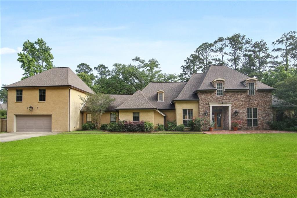 107 Dunleith Lane Mandeville, LA 70471 - Photo 2 of 27