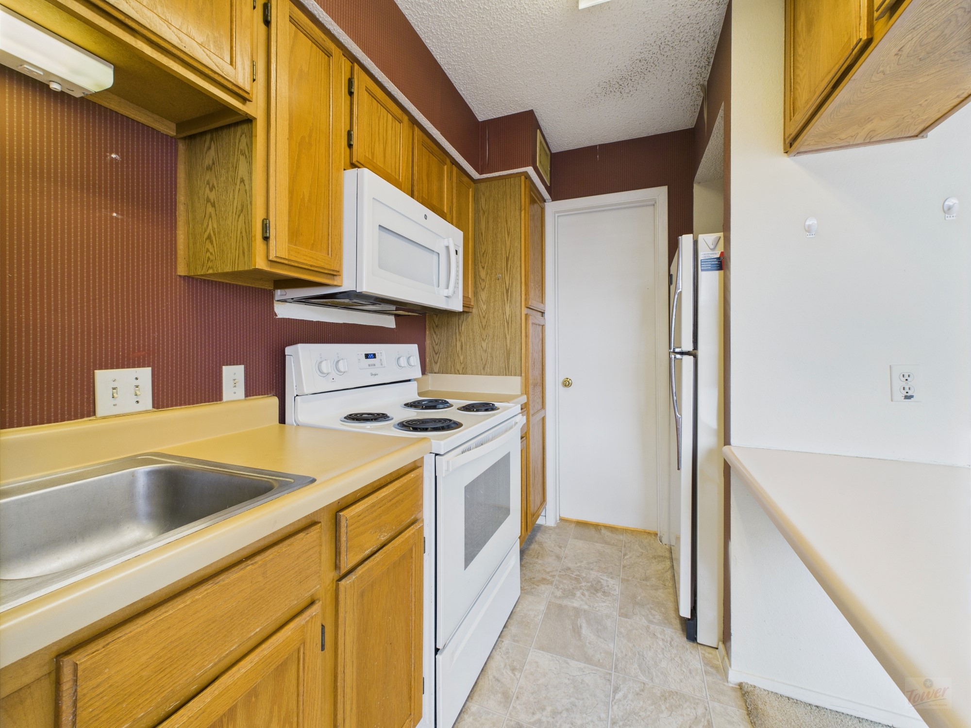 3115 Helms Street, Unit 301 Austin, TX 78705 - Photo 7 of 20 Gallery Image 7