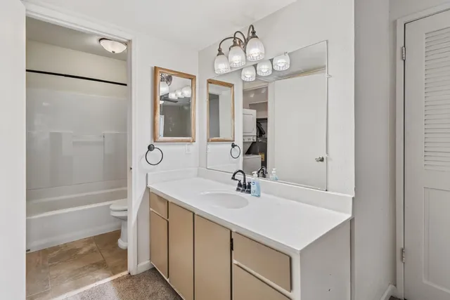 $200,000 | 750 Del Verde Circle, Unit 6, Sacramento, CA 95833