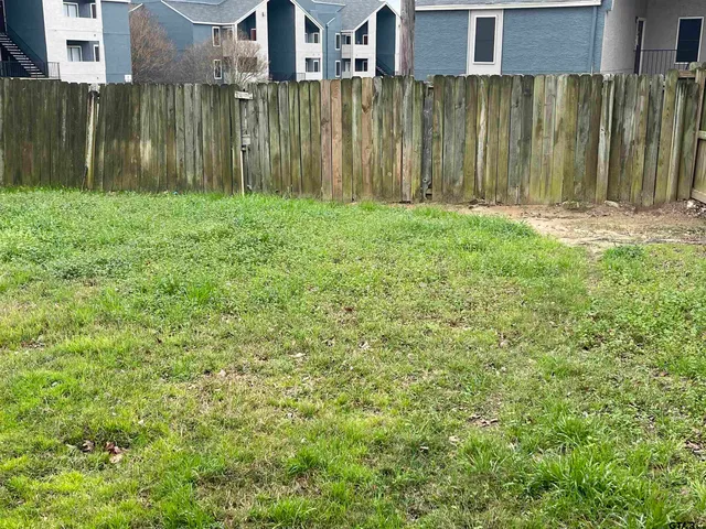 $1,600 | 943 Creekside Drive, Tyler, TX 75703