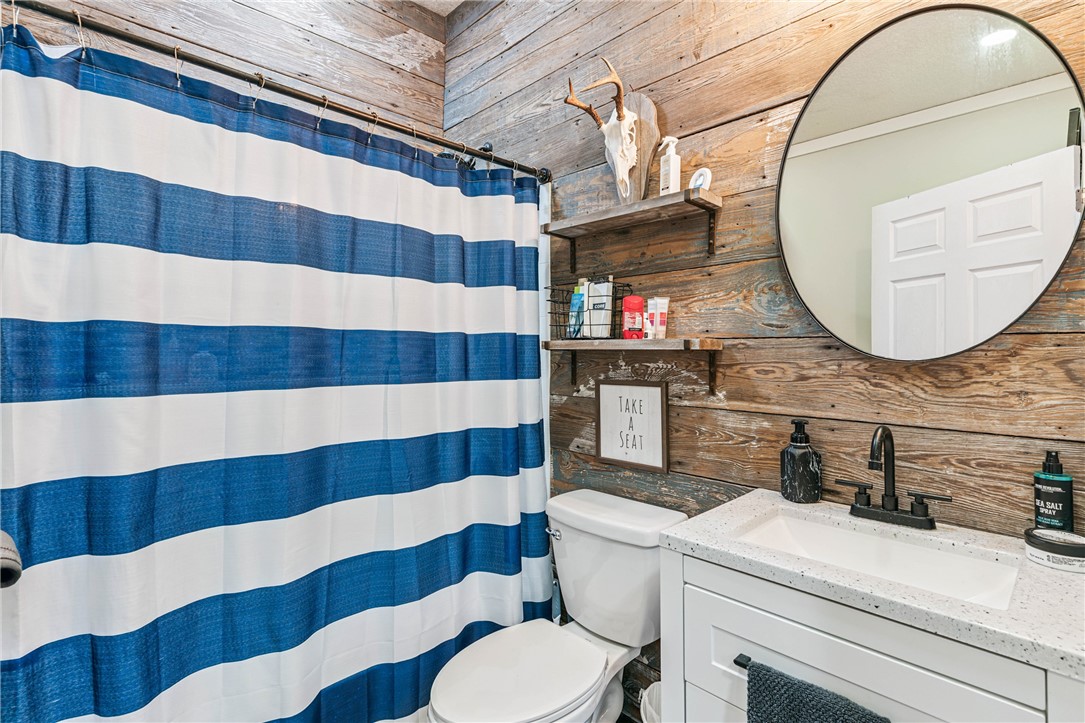 210 Sandpiper Road Brunswick, GA 31523 - Photo 33 of 54 Guest 4/Flex Room Full Bath