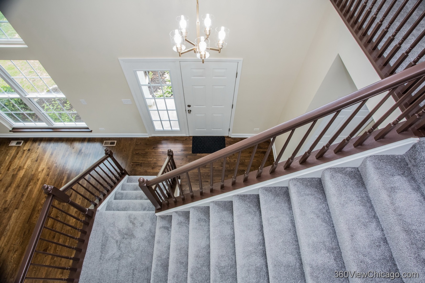 305 West Applegate Court Round Lake, IL 60073 - Photo 13 of 32