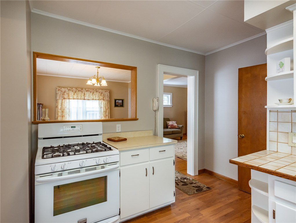 136 Cheltenham Road Rochester, NY 14612 - Photo 21 of 32