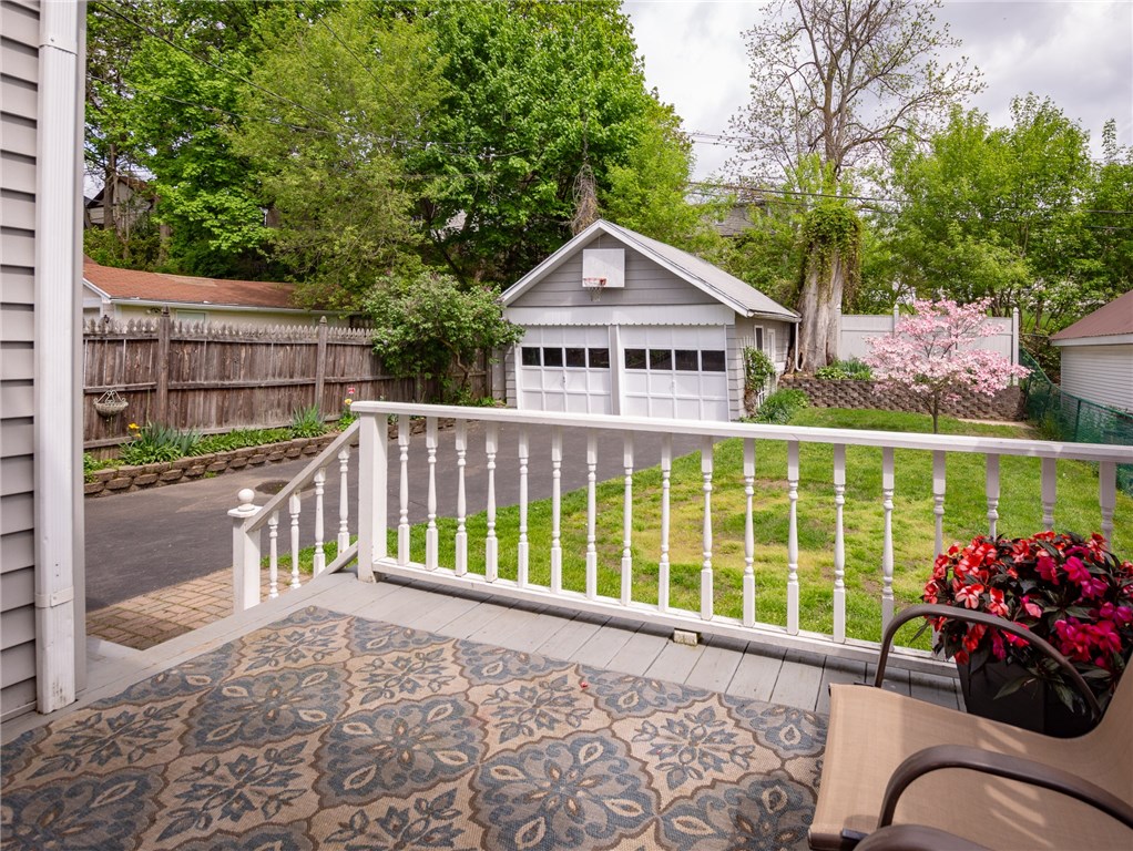 136 Cheltenham Road Rochester, NY 14612 - Photo 7 of 32