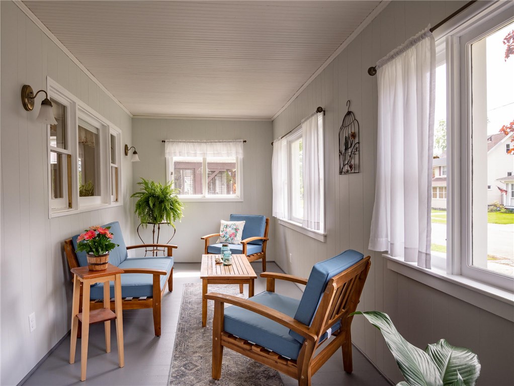 136 Cheltenham Road Rochester, NY 14612 - Photo 8 of 32