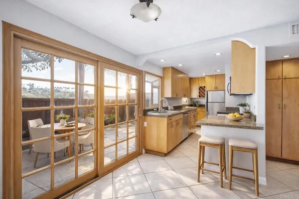 $5,995 | 481 Bay Meadows Way, Solana Beach, CA 92075