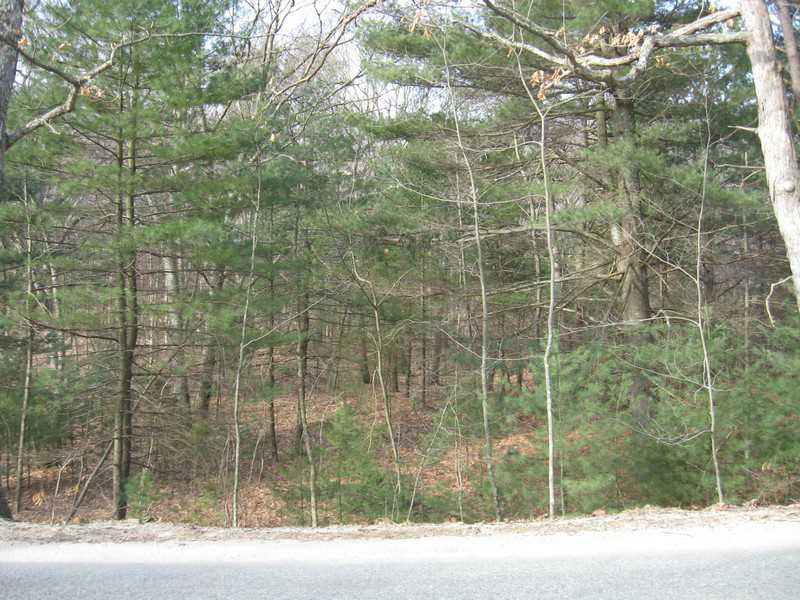 134 Log Road Smithfield, RI 02917 - Photo 2 of 6 Exterior Front.
